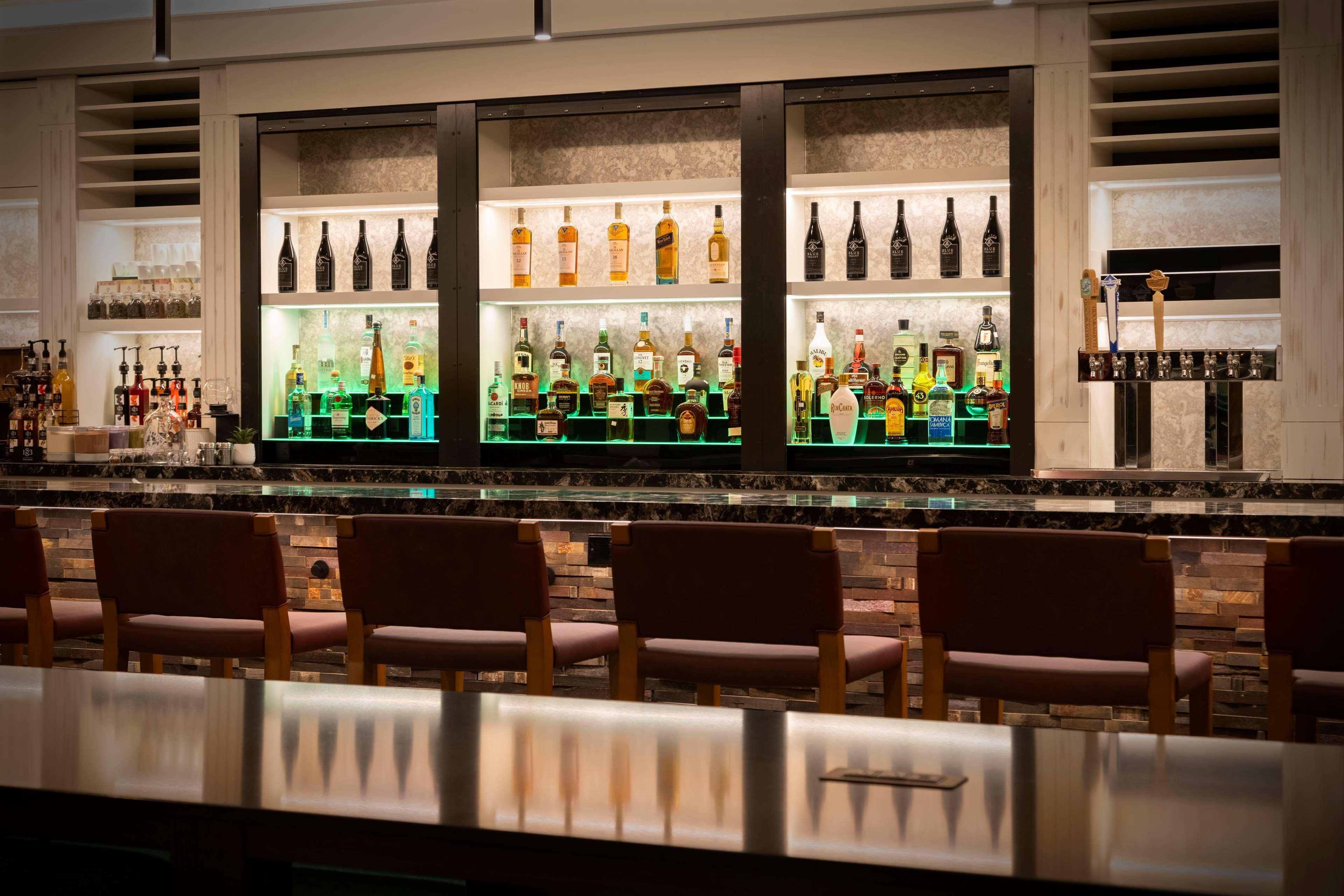 Hilton Garden Inn ヘイマーケット  エクステリア 写真