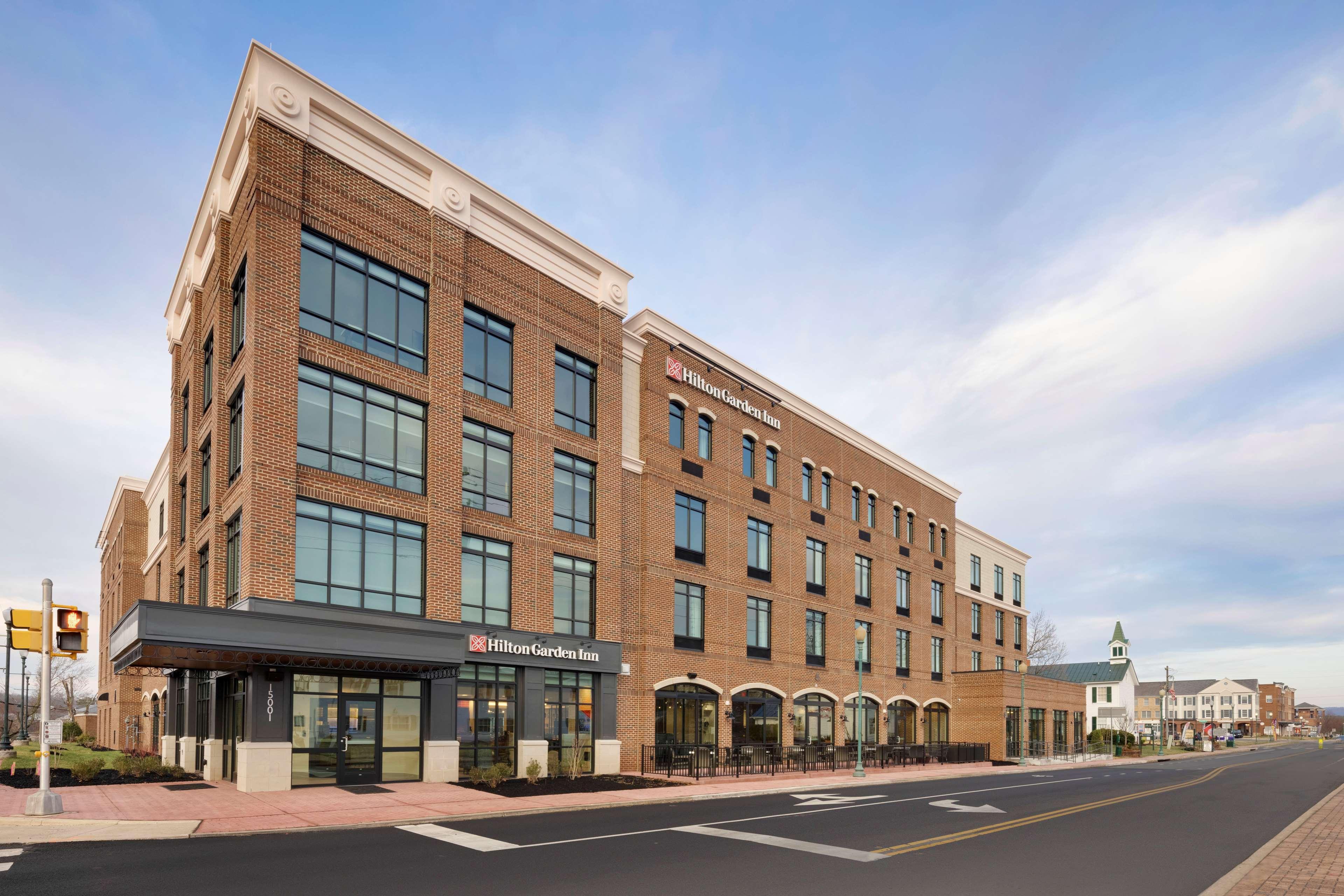 Hilton Garden Inn ヘイマーケット  エクステリア 写真