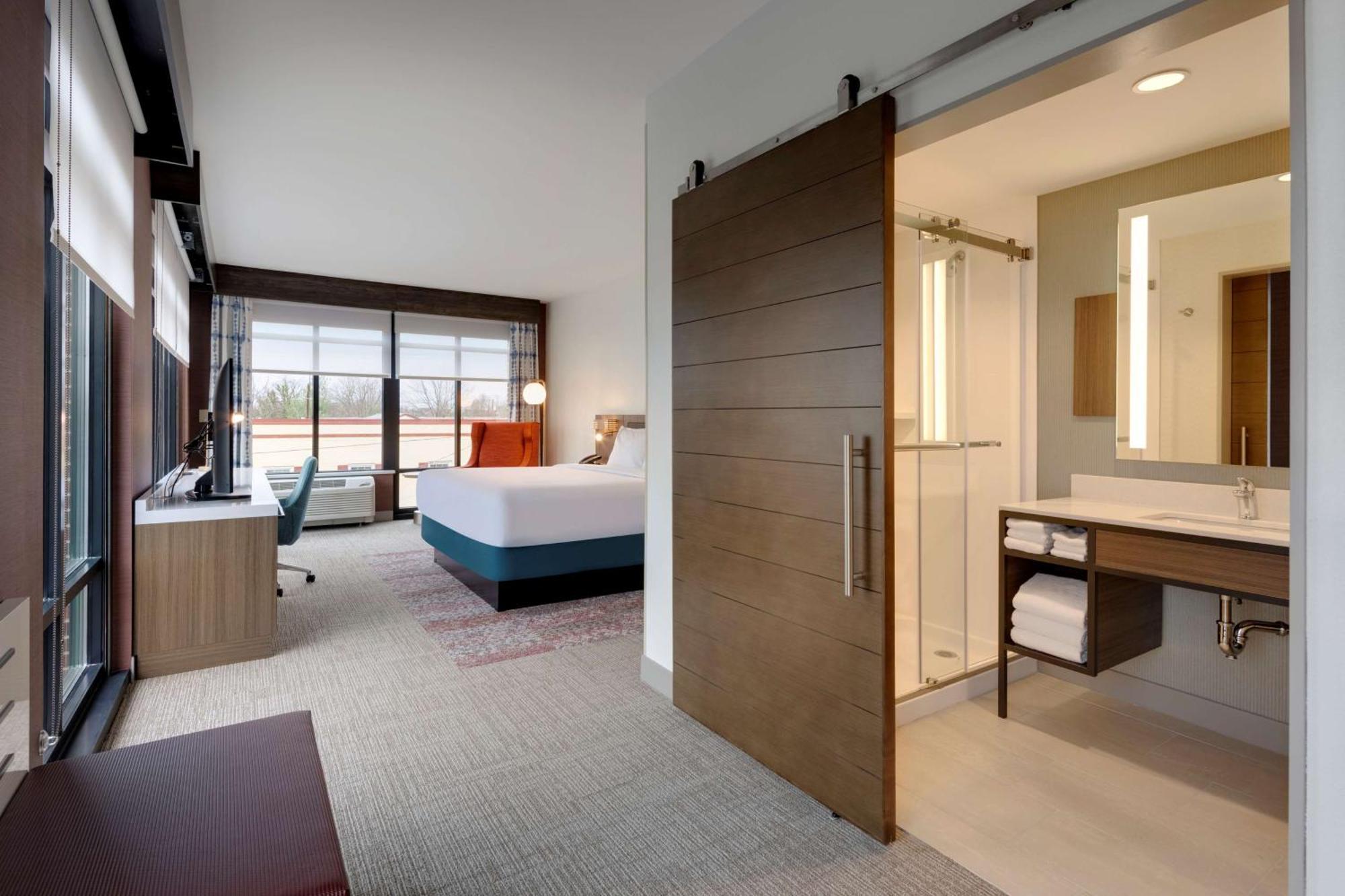 Hilton Garden Inn ヘイマーケット  エクステリア 写真