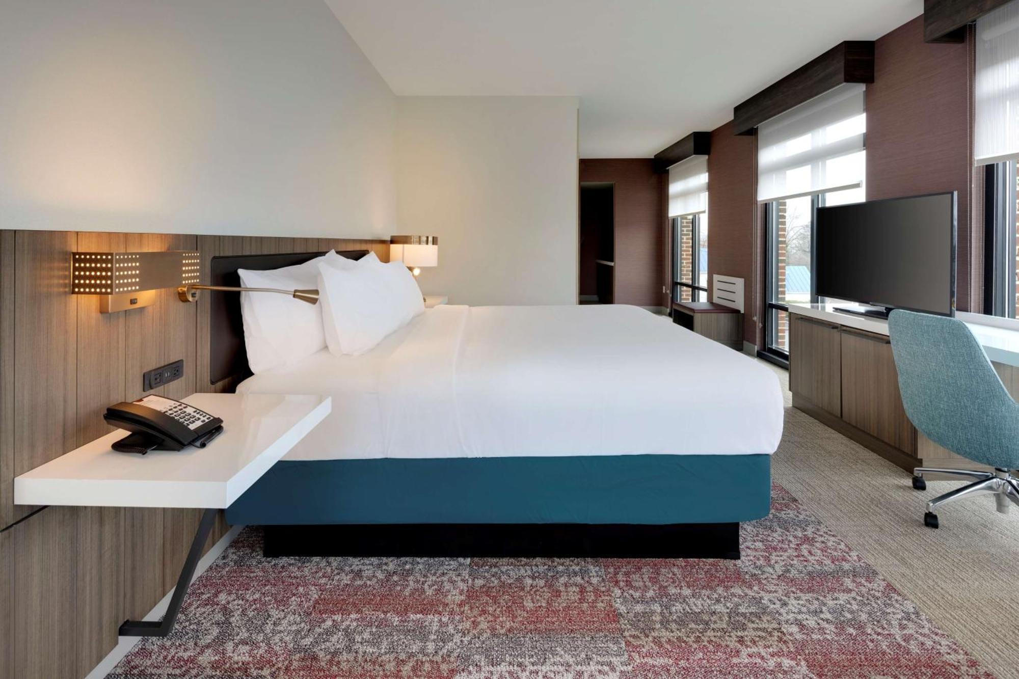 Hilton Garden Inn ヘイマーケット  エクステリア 写真